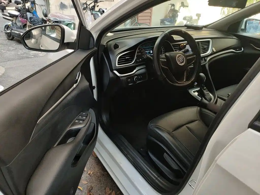 Buick Excelle — миниатюра 12