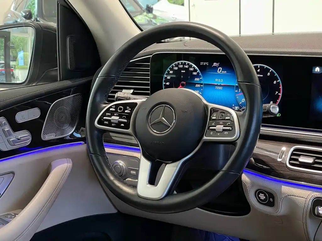 Mercedes-Benz GLS — миниатюра 9