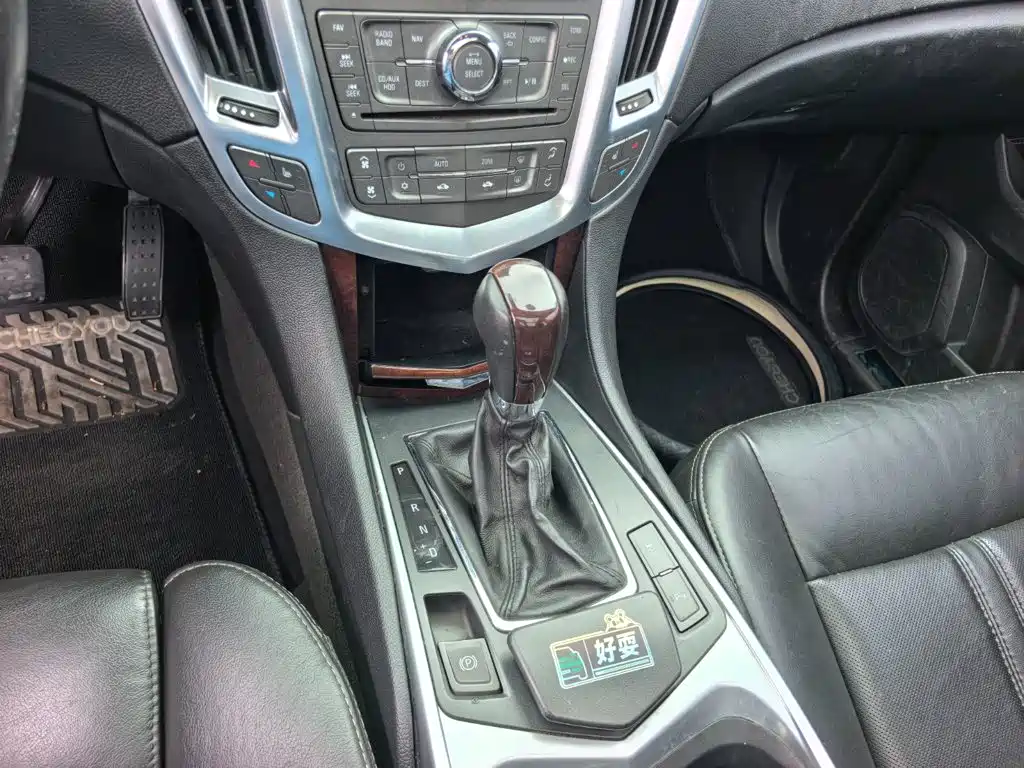 Cadillac SRX — миниатюра 15