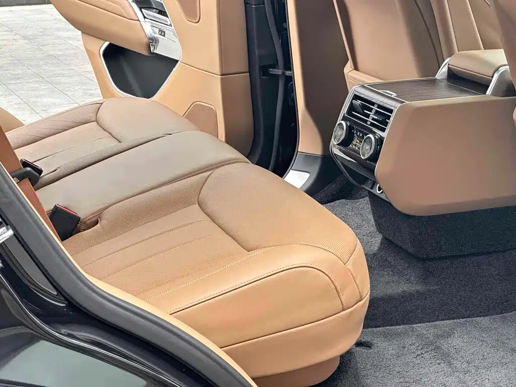 Land Rover Range Rover — миниатюра 11