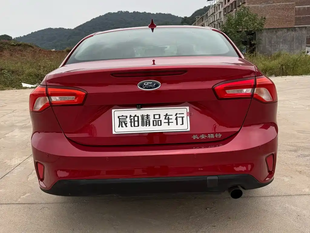 Ford Focus — миниатюра 8