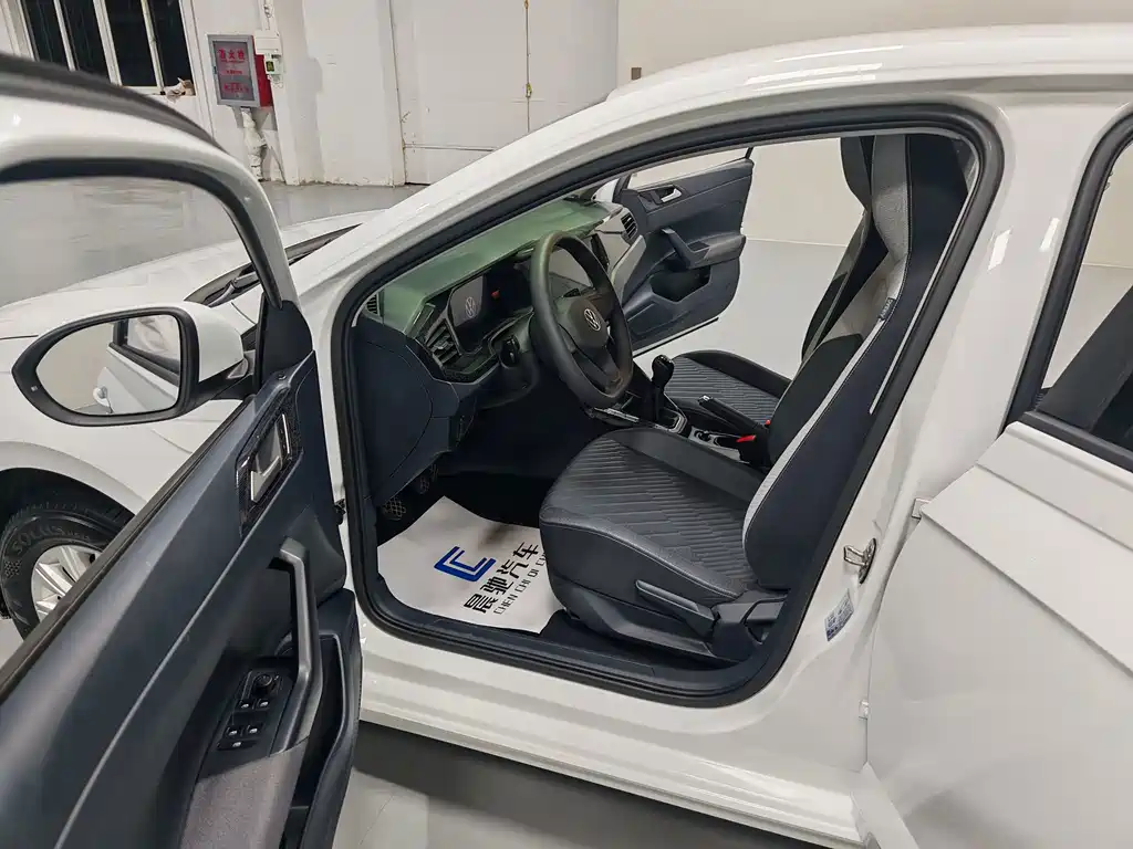 Volkswagen Lavida — миниатюра 8