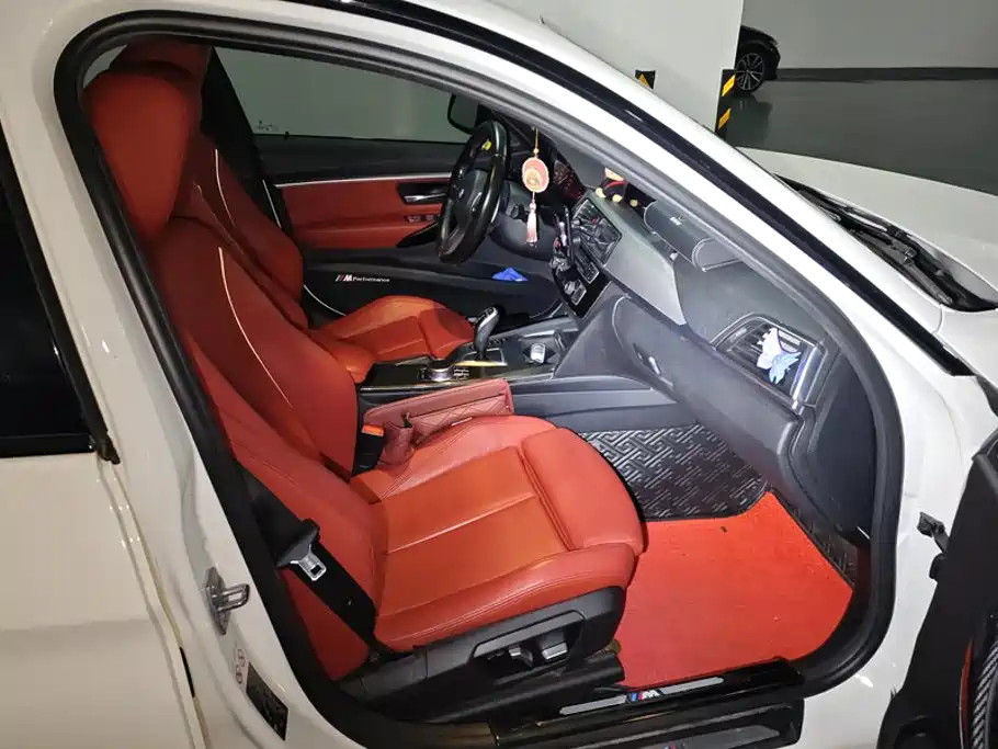 BMW 3 Series — миниатюра 8