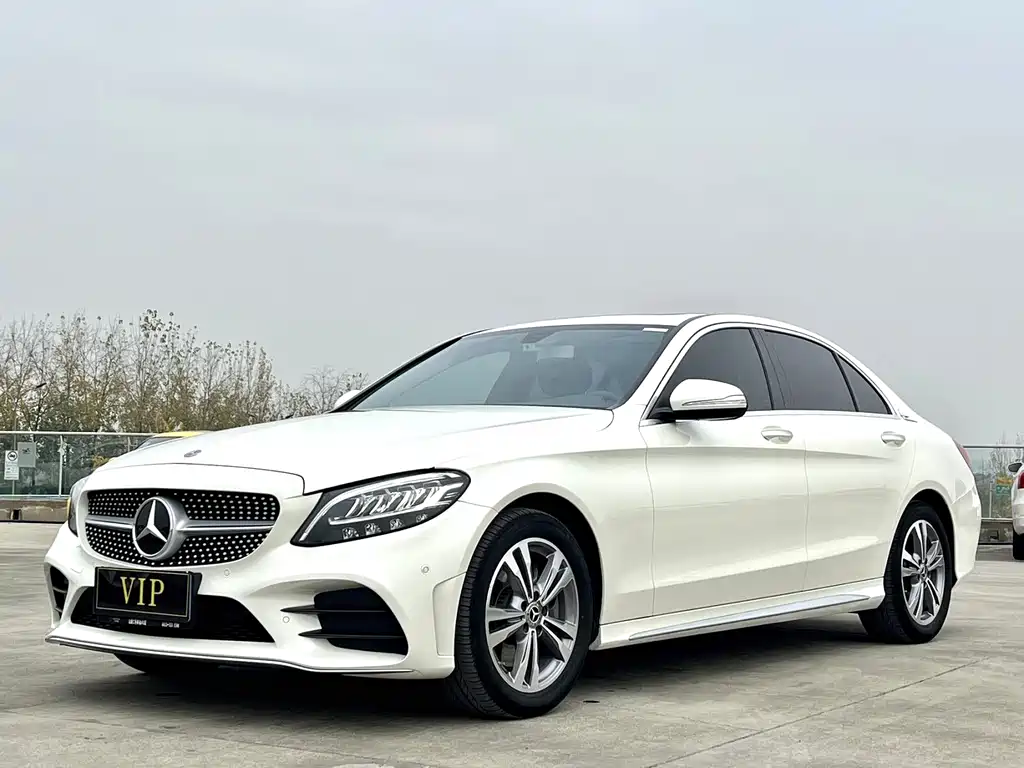 Mercedes-Benz C-Class 2020