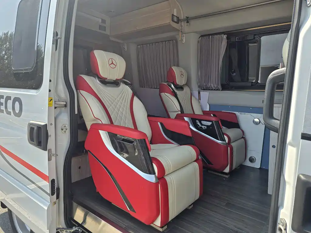 IVECO Ousheng — миниатюра 15