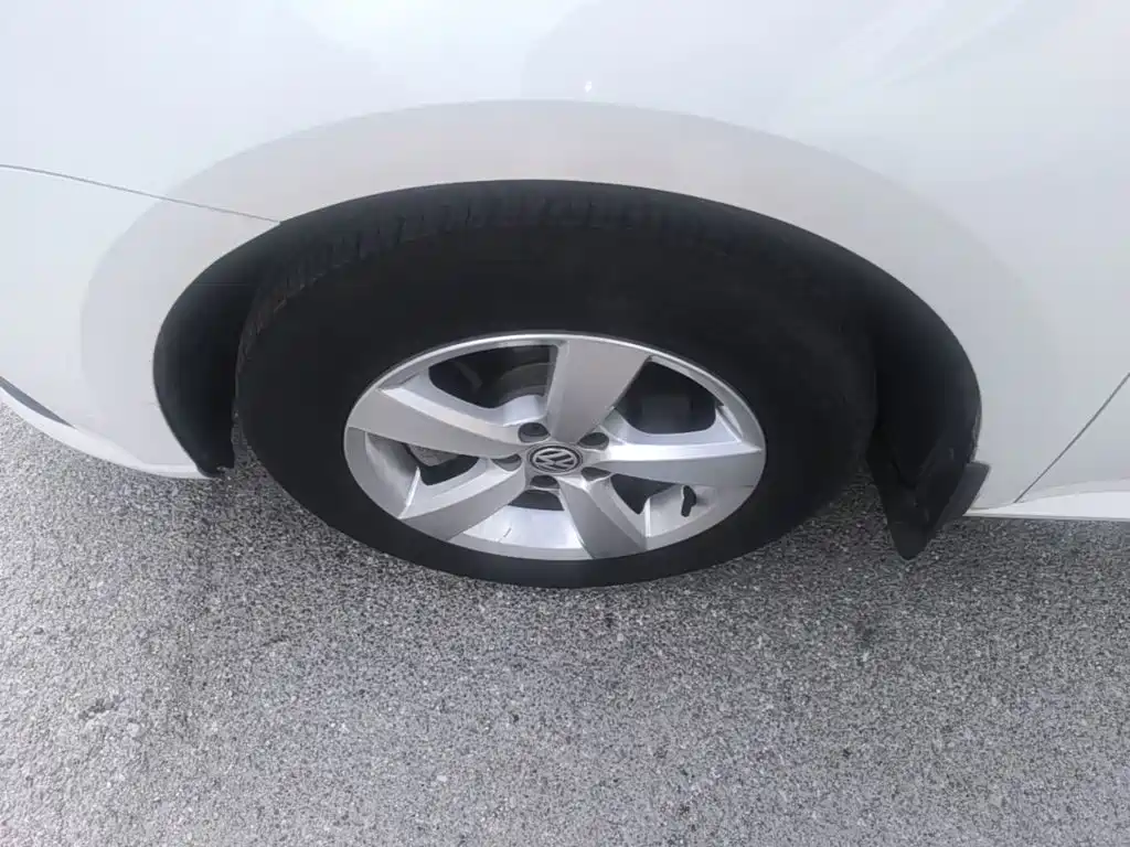 Volkswagen Lavida — миниатюра 23