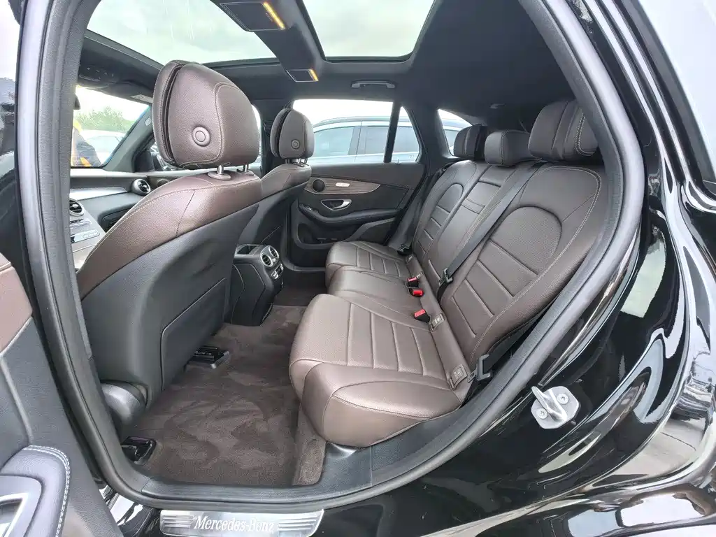 Mercedes-Benz GLC — миниатюра 7