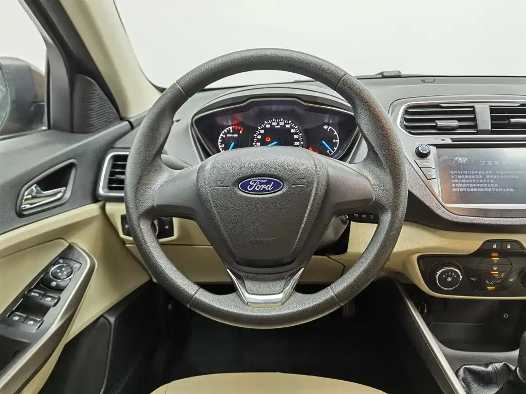 Ford Escort — миниатюра 11