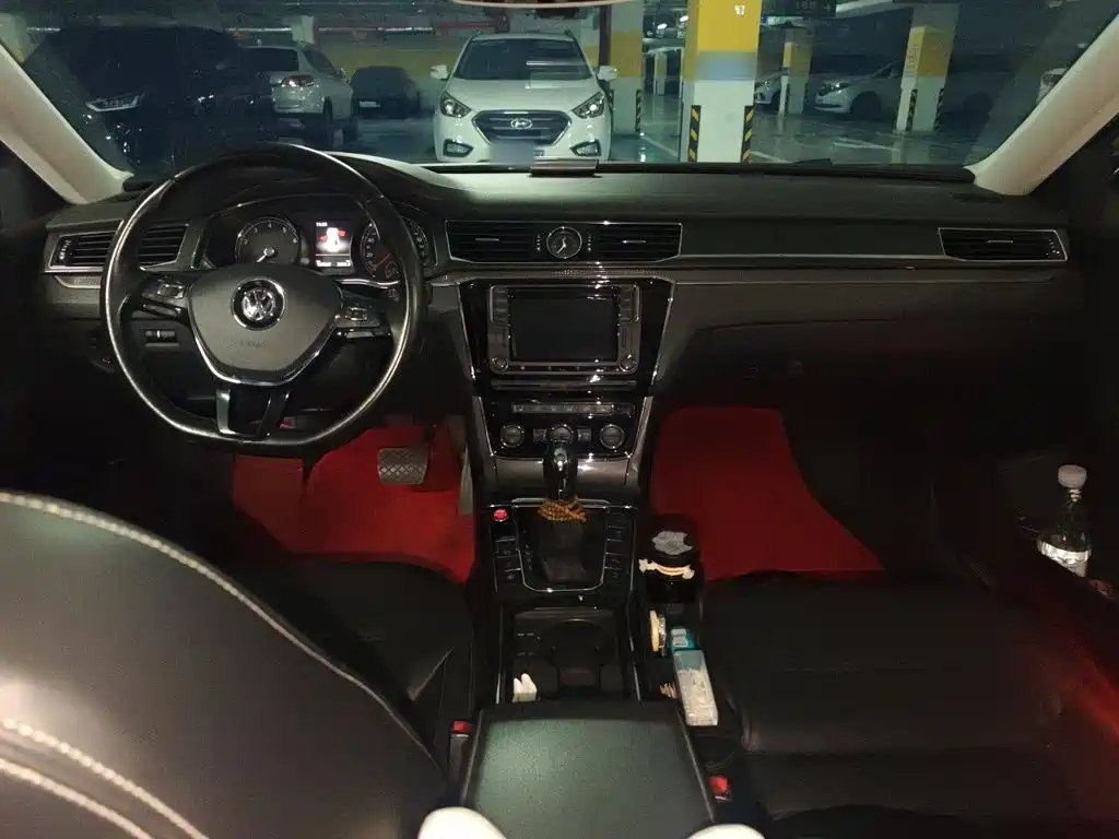 Volkswagen Passat — миниатюра 5