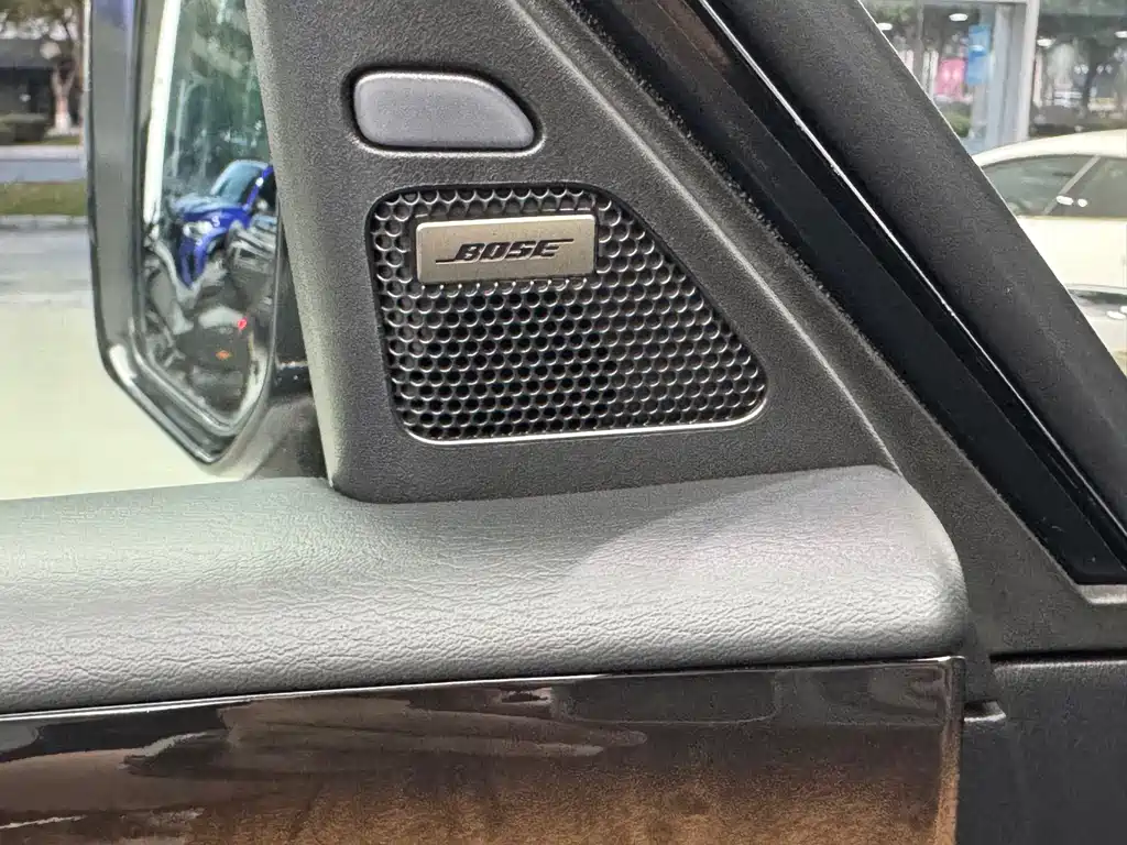 Infiniti QX80 — миниатюра 13