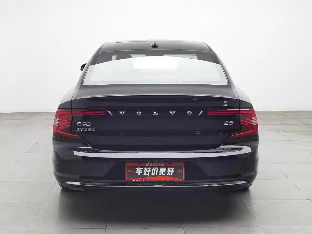 Volvo S90 — миниатюра 4