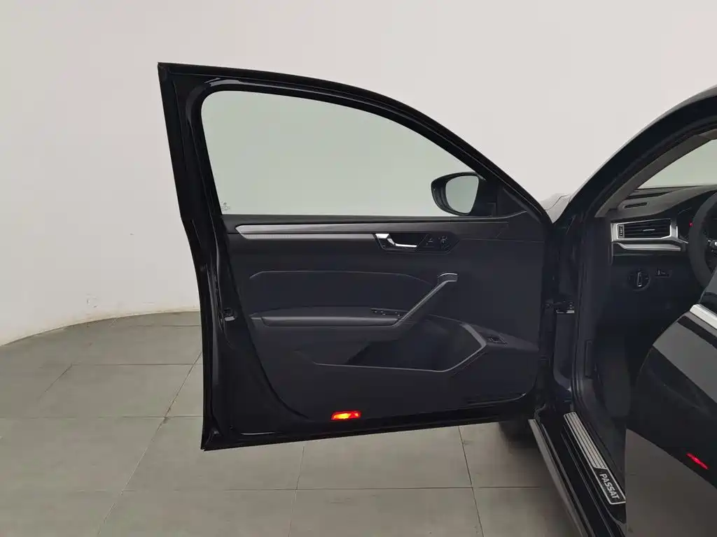 Volkswagen Passat — миниатюра 8