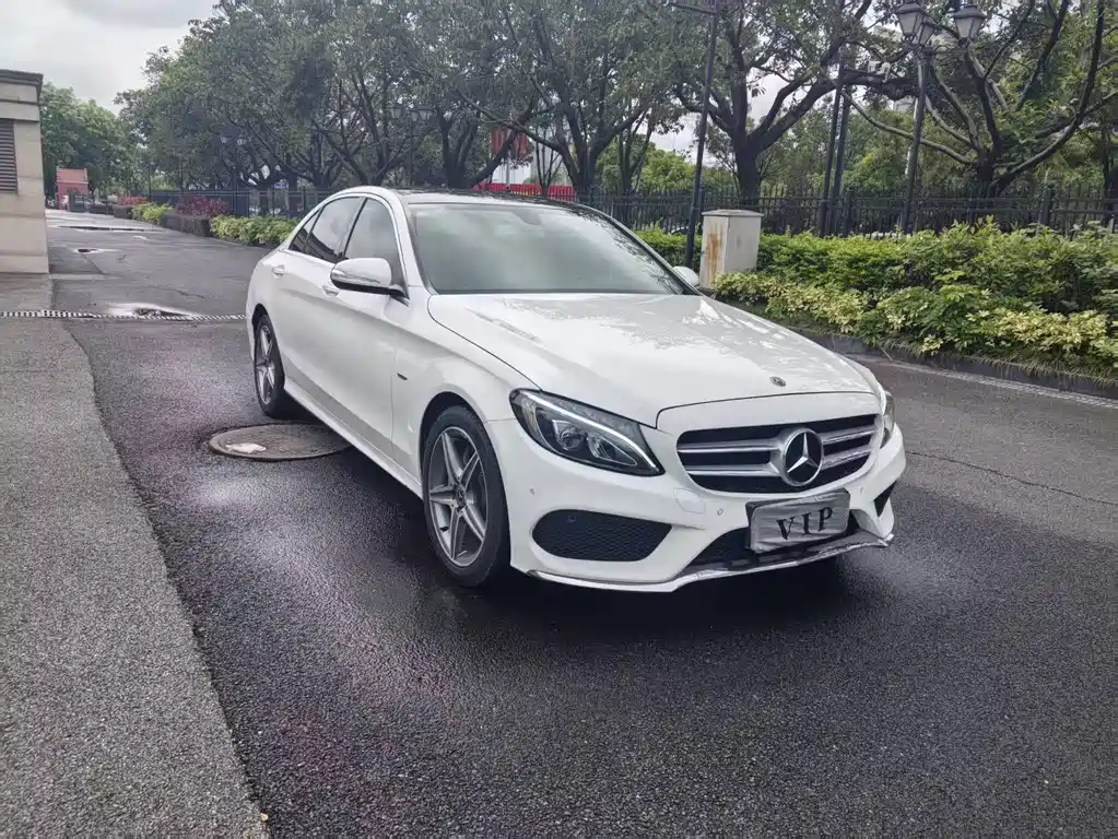 Mercedes-Benz C-Class — миниатюра 3