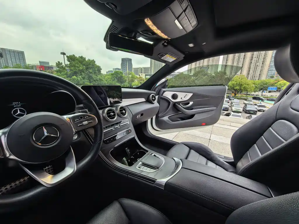Mercedes-Benz C-Class (Import) — миниатюра 9