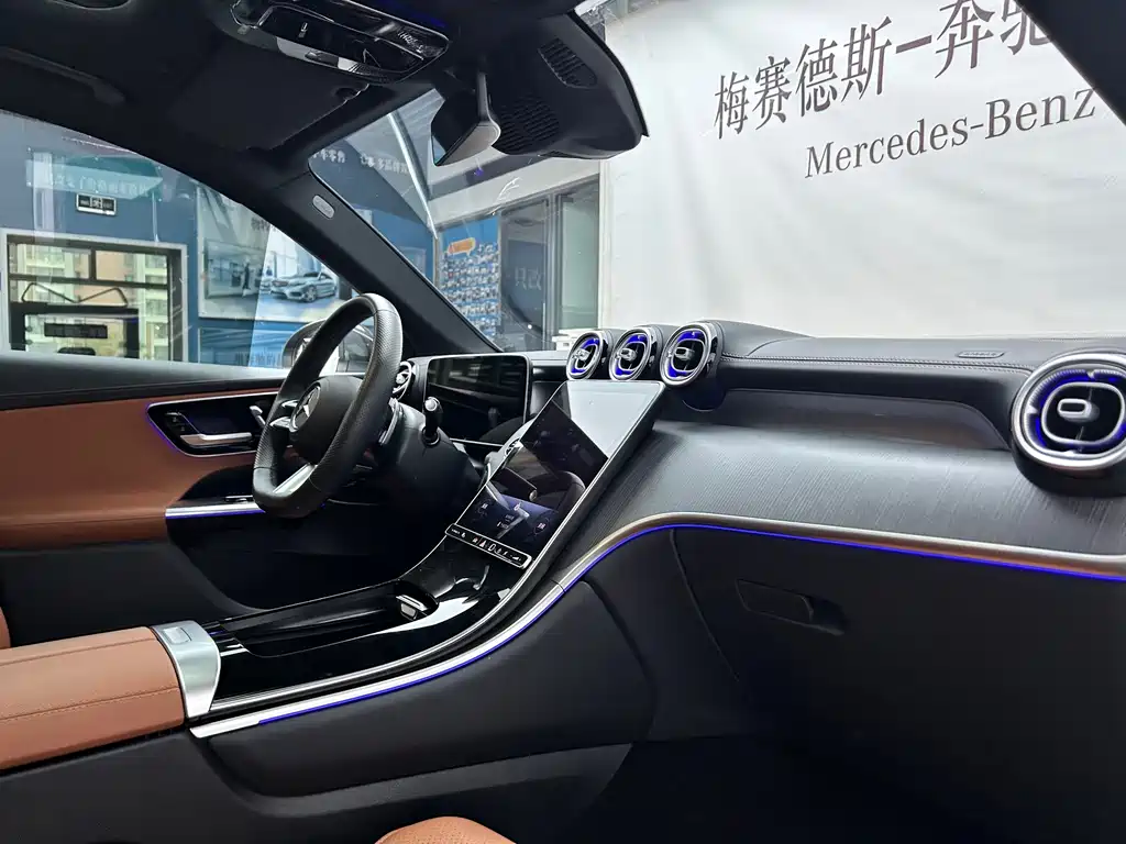 Mercedes-Benz GLC — миниатюра 16