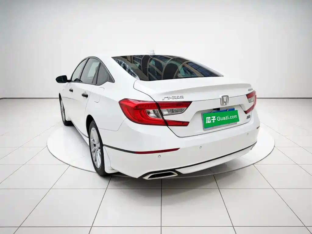 Honda Accord — миниатюра 23
