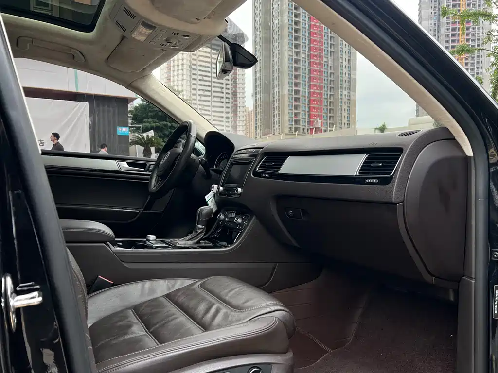 Volkswagen Touareg 2016 3.0TSI