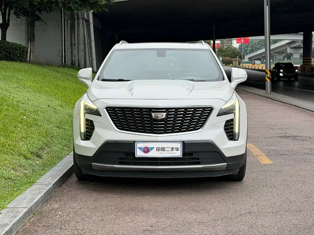Cadillac XT4 — миниатюра 2