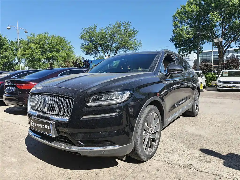 Lincoln Nautilus 2021