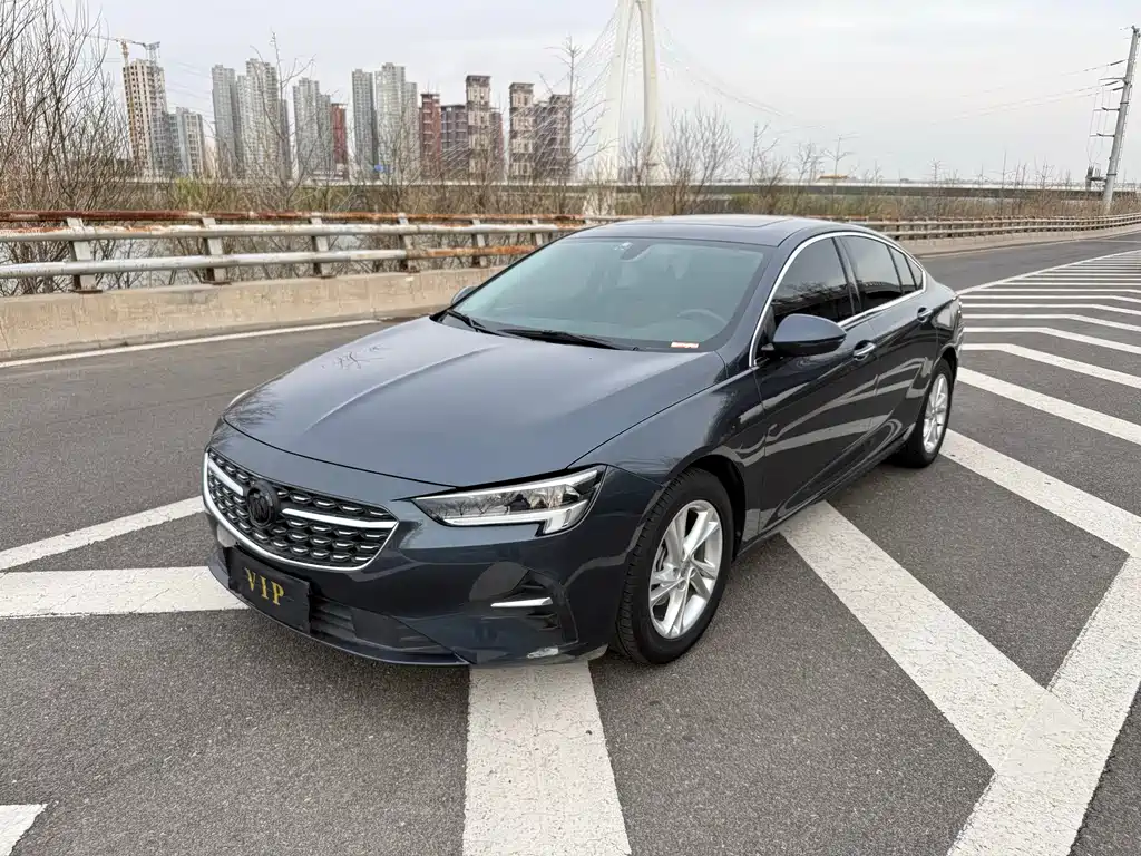 Buick Regal 2021