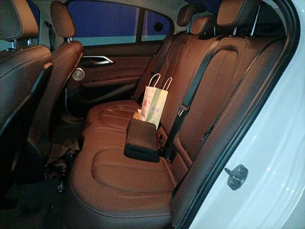 BMW 1 Series — миниатюра 18
