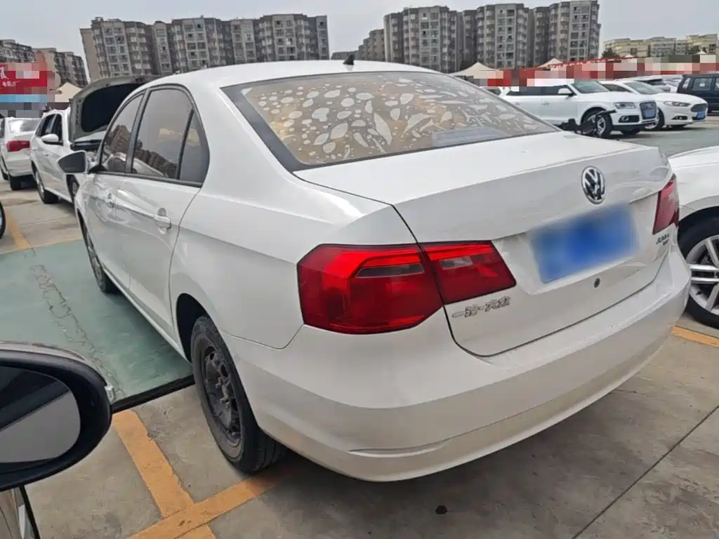 Volkswagen Jetta — миниатюра 5