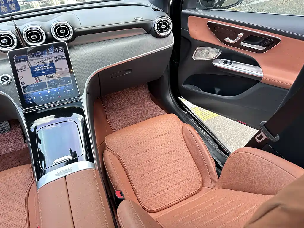 Mercedes-Benz GLC — миниатюра 11