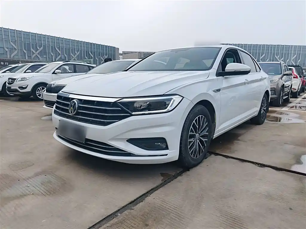Volkswagen Sagitar 2020
