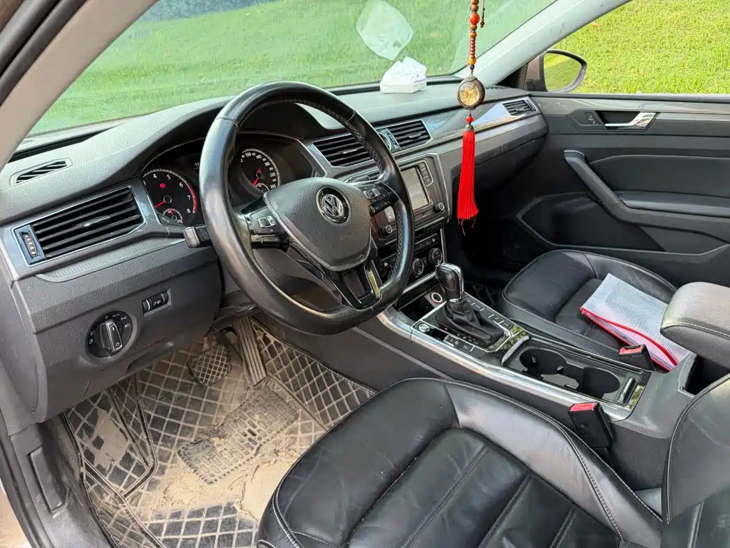 Volkswagen Passat — миниатюра 7
