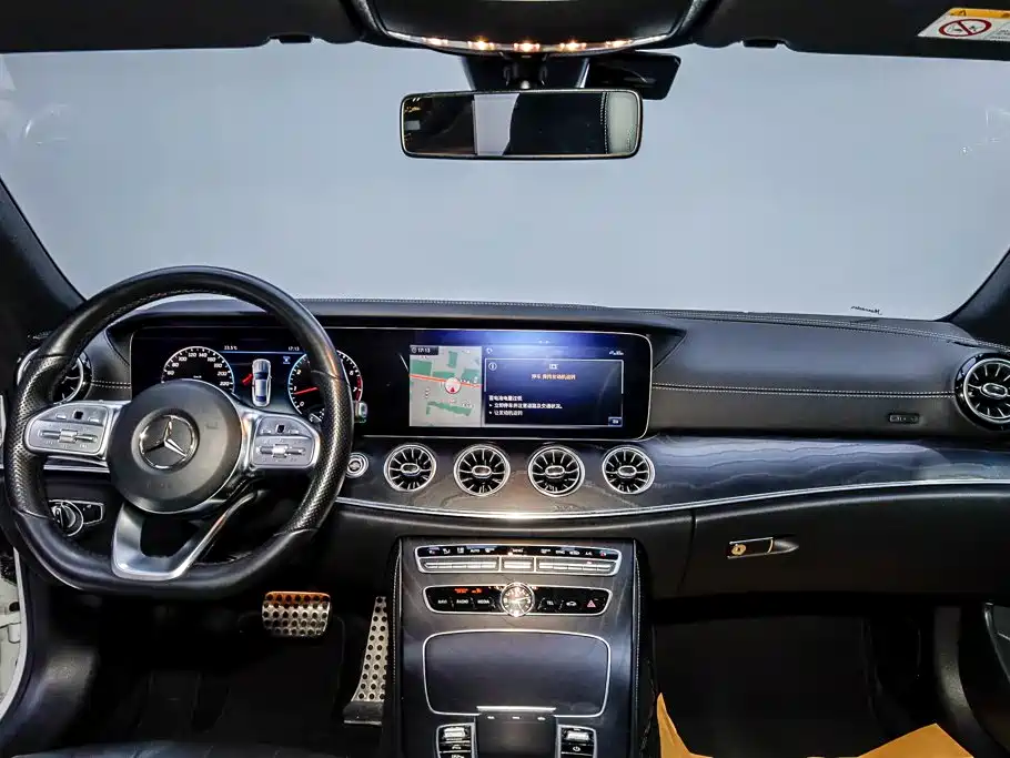 Mercedes-Benz E-Class (Import) — миниатюра 10