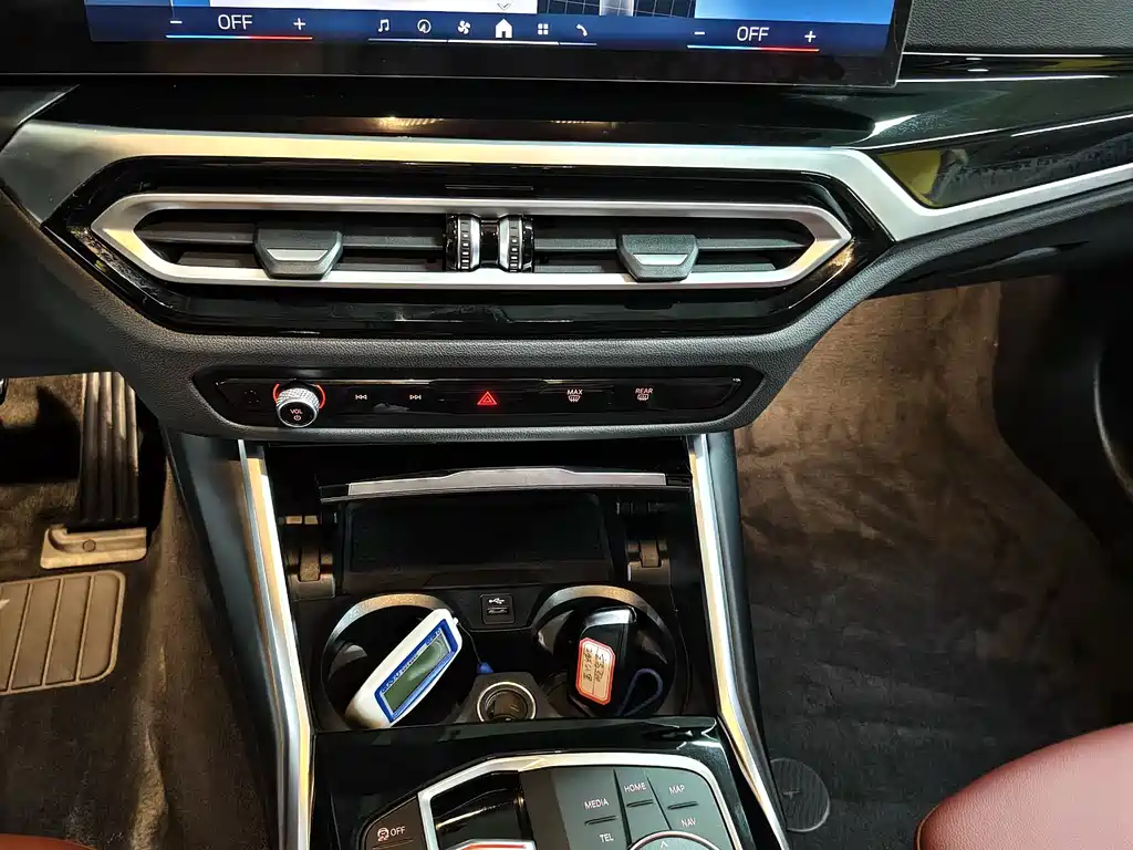 BMW 3 Series — миниатюра 11