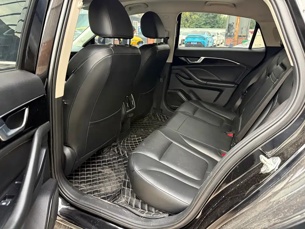 Bestune B70 — миниатюра 5