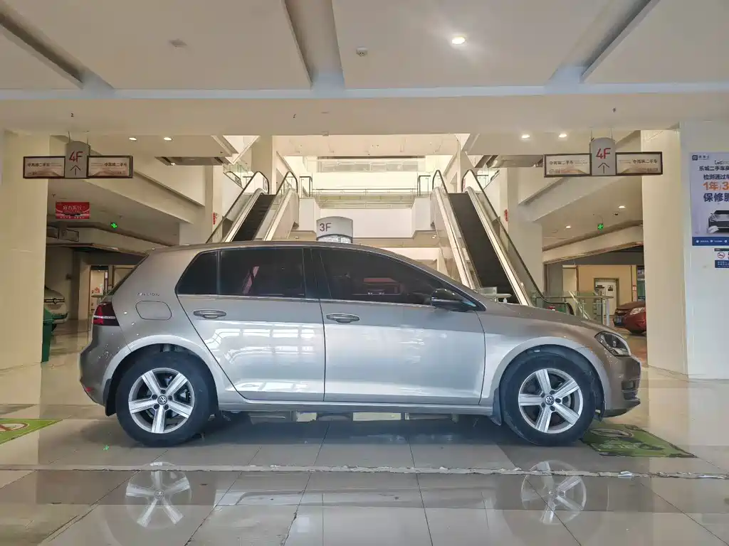 Volkswagen Golf — миниатюра 6