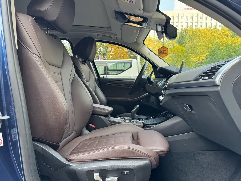 BMW X3 — миниатюра 24