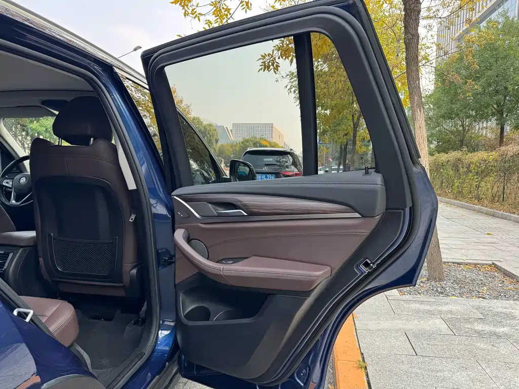 BMW X3 — миниатюра 31