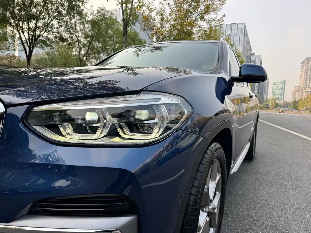 BMW X3 — миниатюра 4