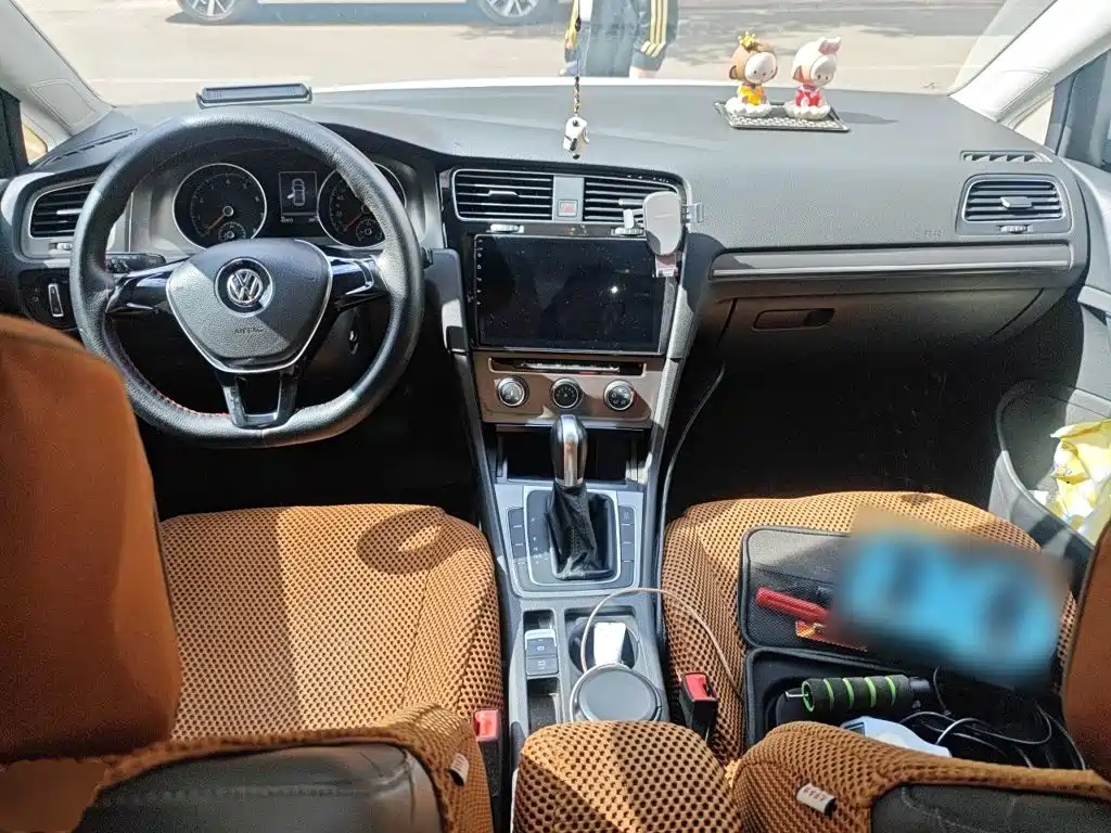 Volkswagen Golf — миниатюра 10