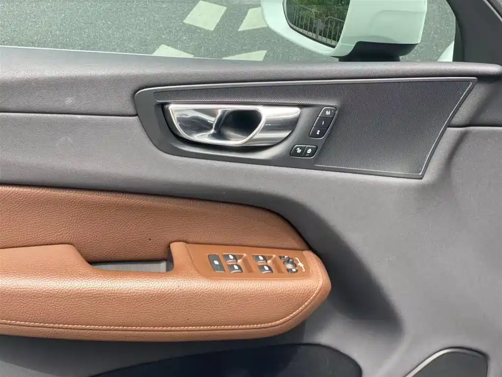 Volvo XC60 2021 T5 Luxury