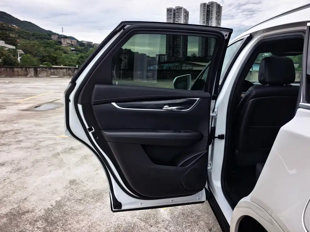Cadillac XT5 — миниатюра 17
