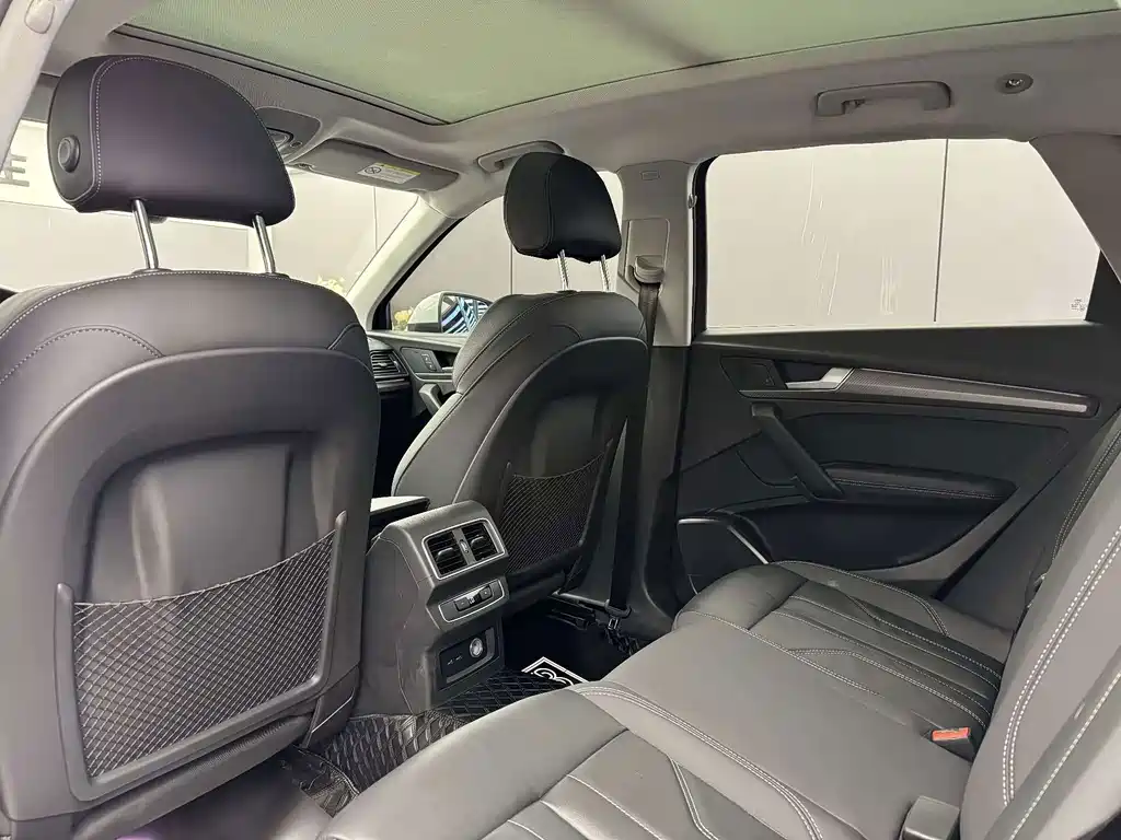 Audi Q5L — миниатюра 6