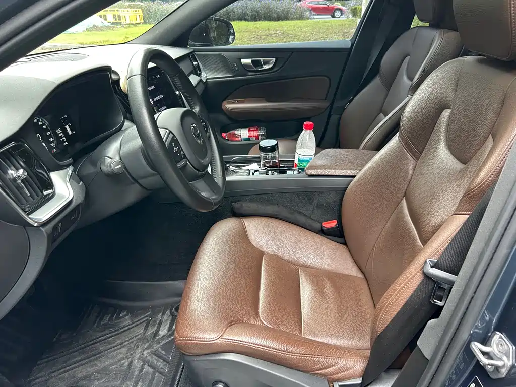 Volvo S60 — миниатюра 16