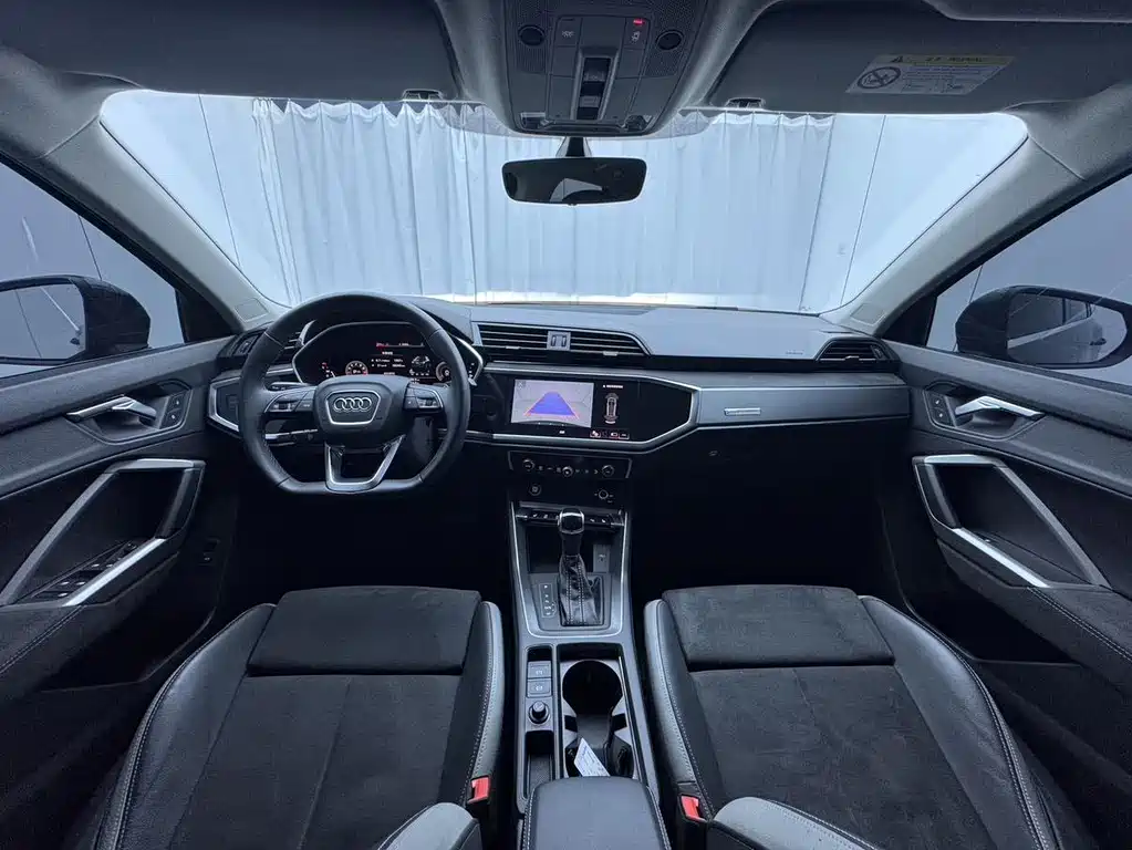 Audi Q3 — миниатюра 11