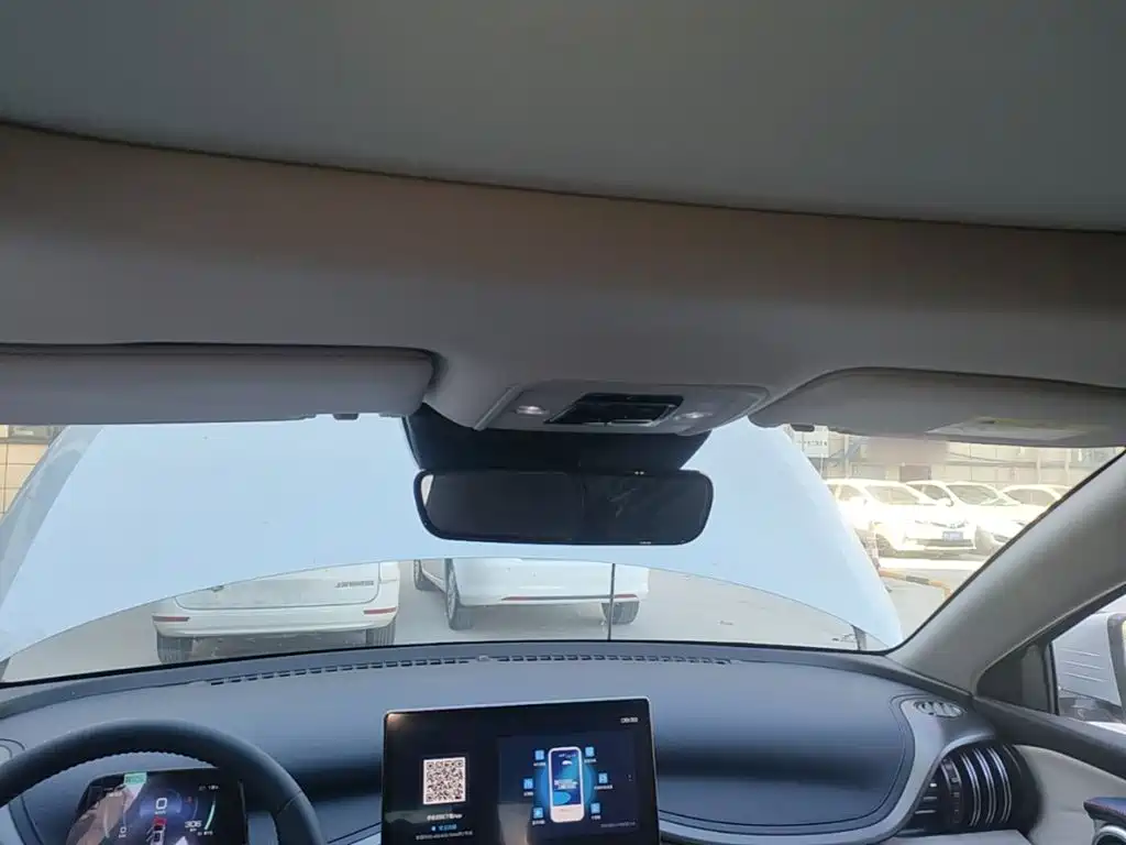 BYD Yuan Plus — миниатюра 18
