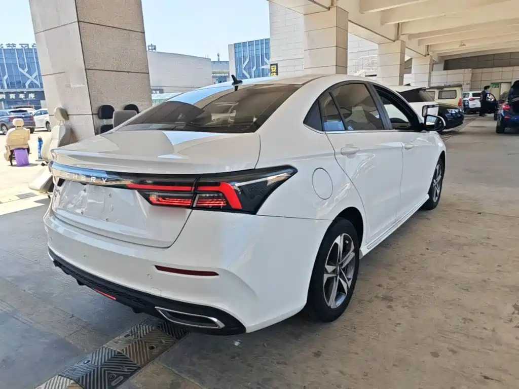 Chery Arrizo 5 PLUS — миниатюра 7