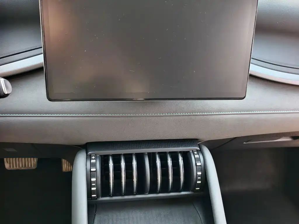BYD Yuan Plus — миниатюра 14