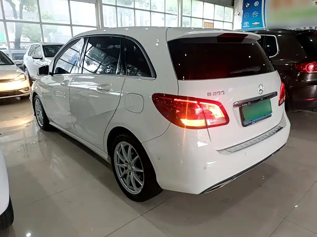 Mercedes-Benz B-Class — миниатюра 5