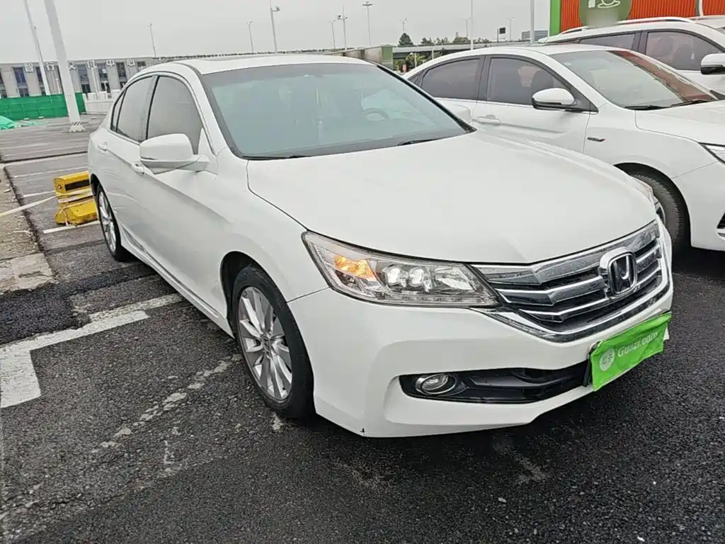 Honda Accord — миниатюра 4