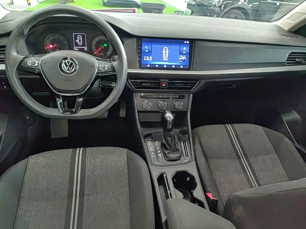 Volkswagen Lavida — миниатюра 10