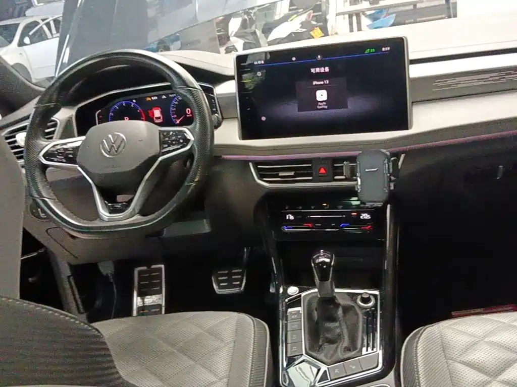 Volkswagen X — миниатюра 10