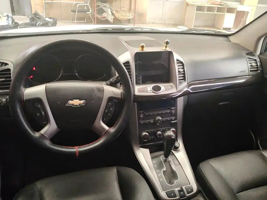 Chevrolet Captiva — миниатюра 12